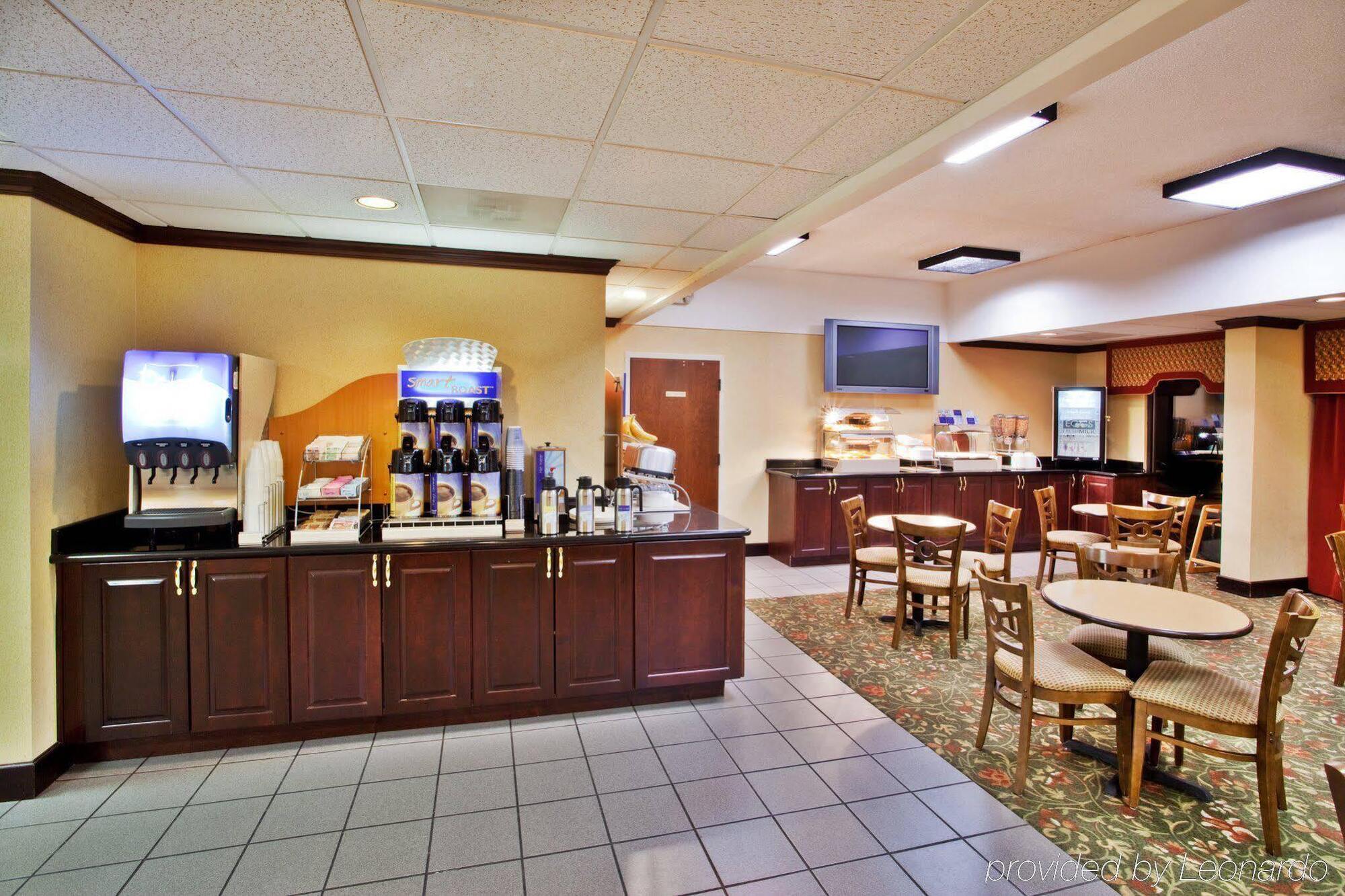 Holiday Inn Express Atlanta W Douglasville Exterior photo