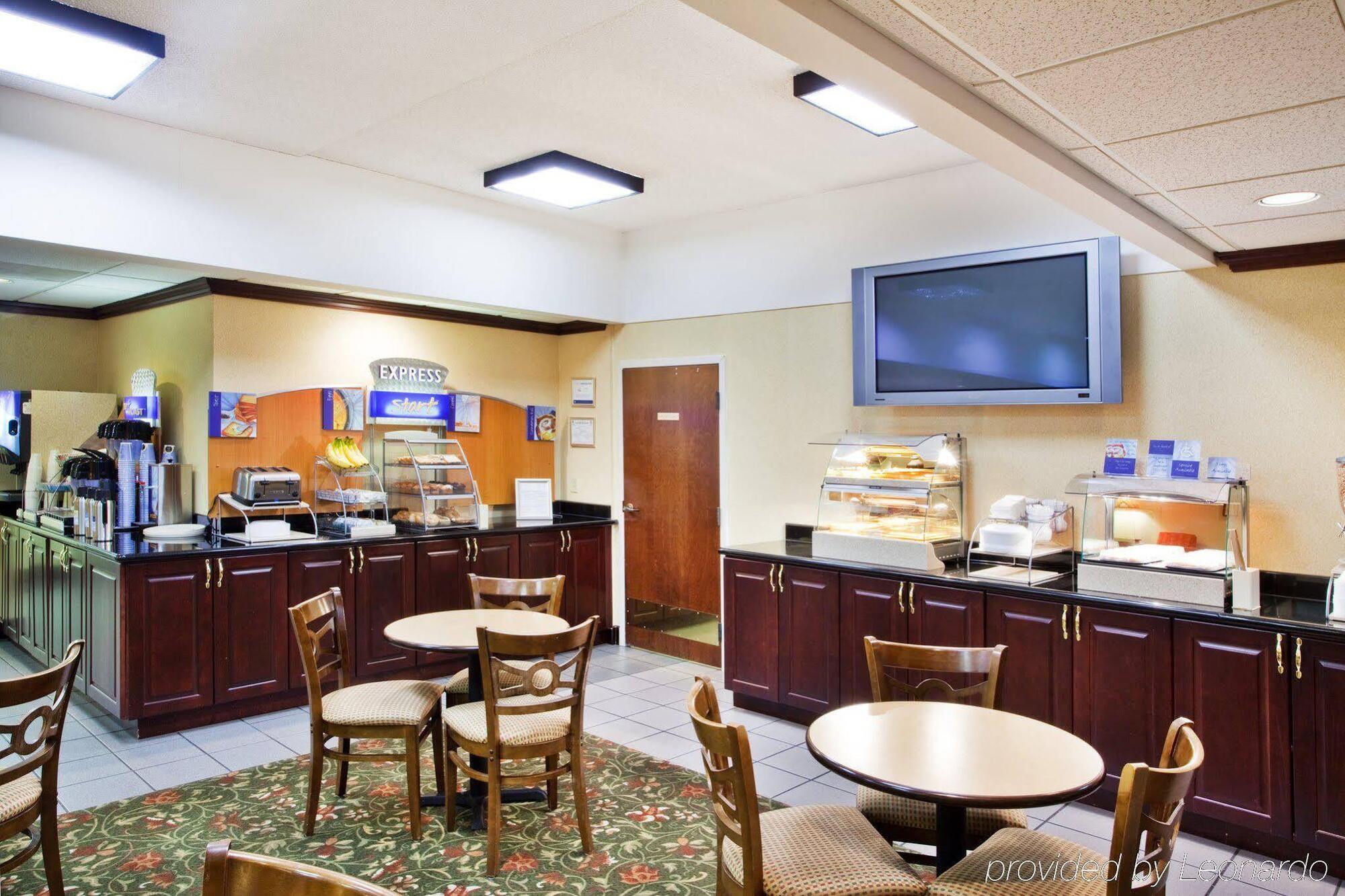 Holiday Inn Express Atlanta W Douglasville Exterior photo